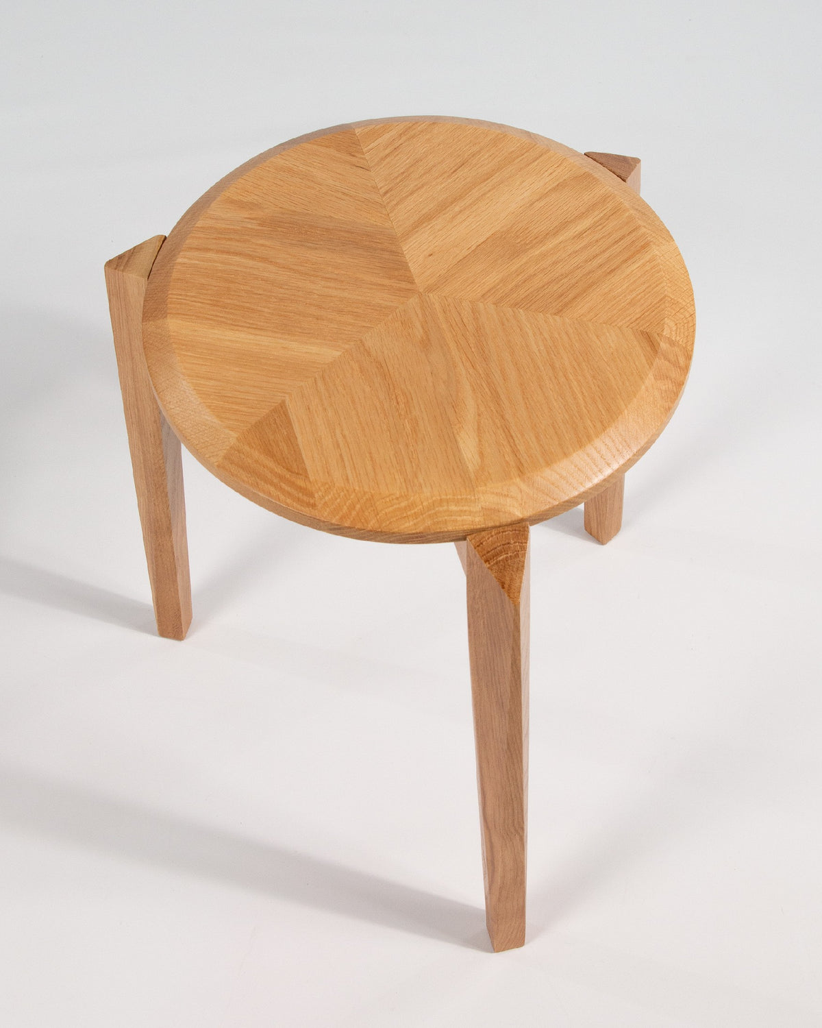 Taburete Nerea de diseño contemporáneo - imagen 5