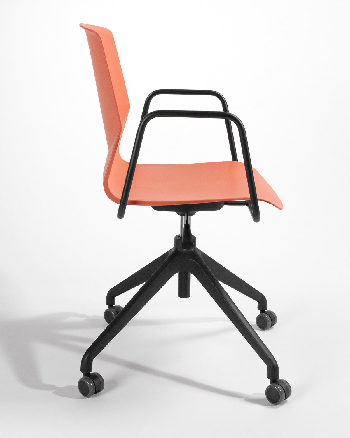 Silla de oficina Sueca de polipropileno - imagen 7